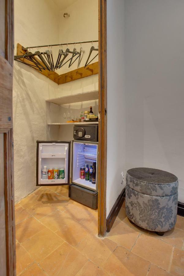 Bed and Breakfast Rue Galilee Марсеян Екстер'єр фото